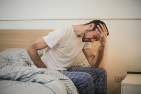 Dlaczego się nie wysypiasz? – przyczyny i skutki